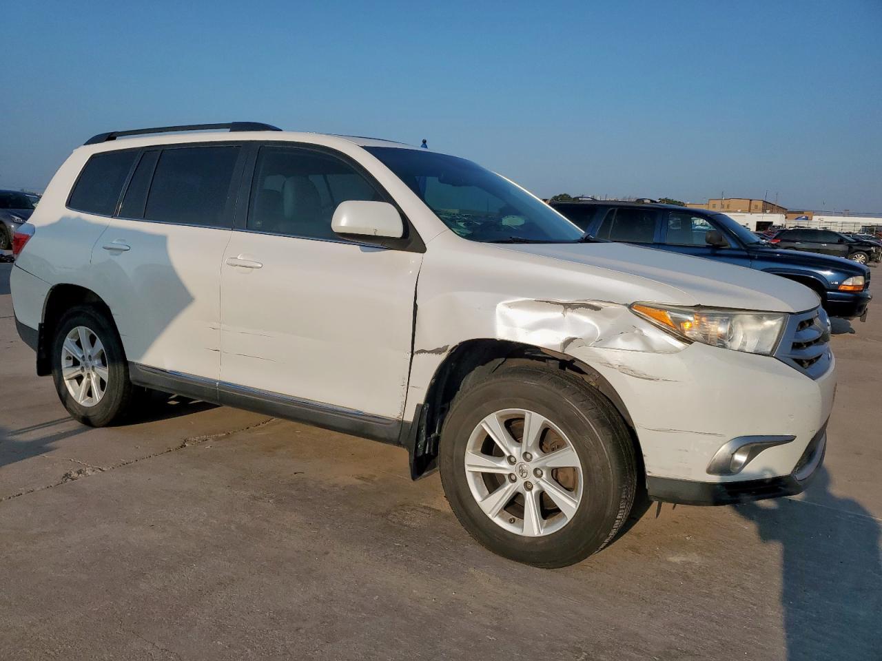 2012 TOYOTA HIGHLANDER
