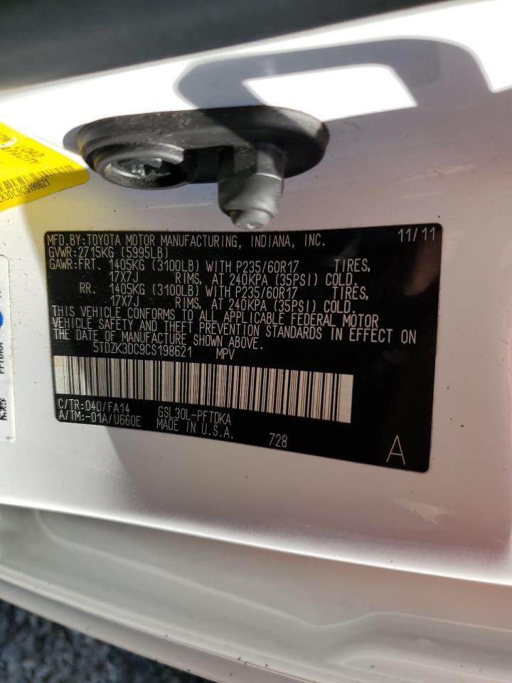 2012 TOYOTA SIENNA