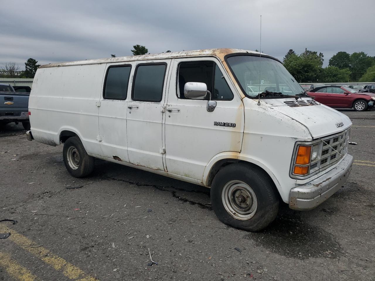 1993 DODGE RAM VAN