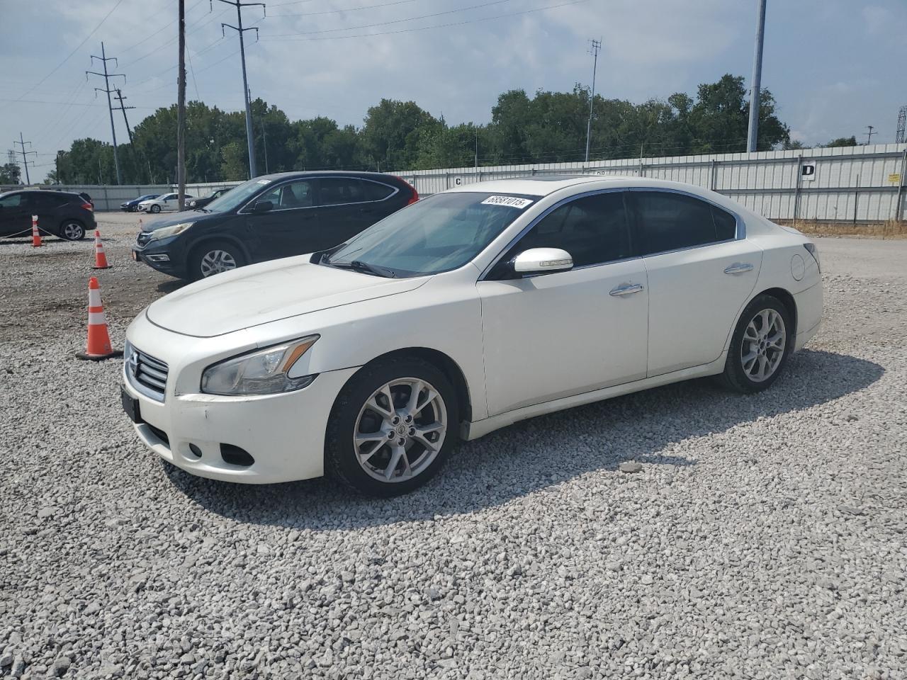 2013 NISSAN Maxima
