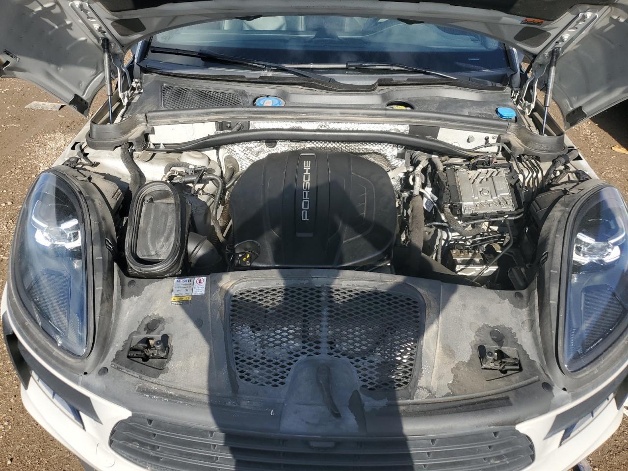2021 PORSCHE Macan