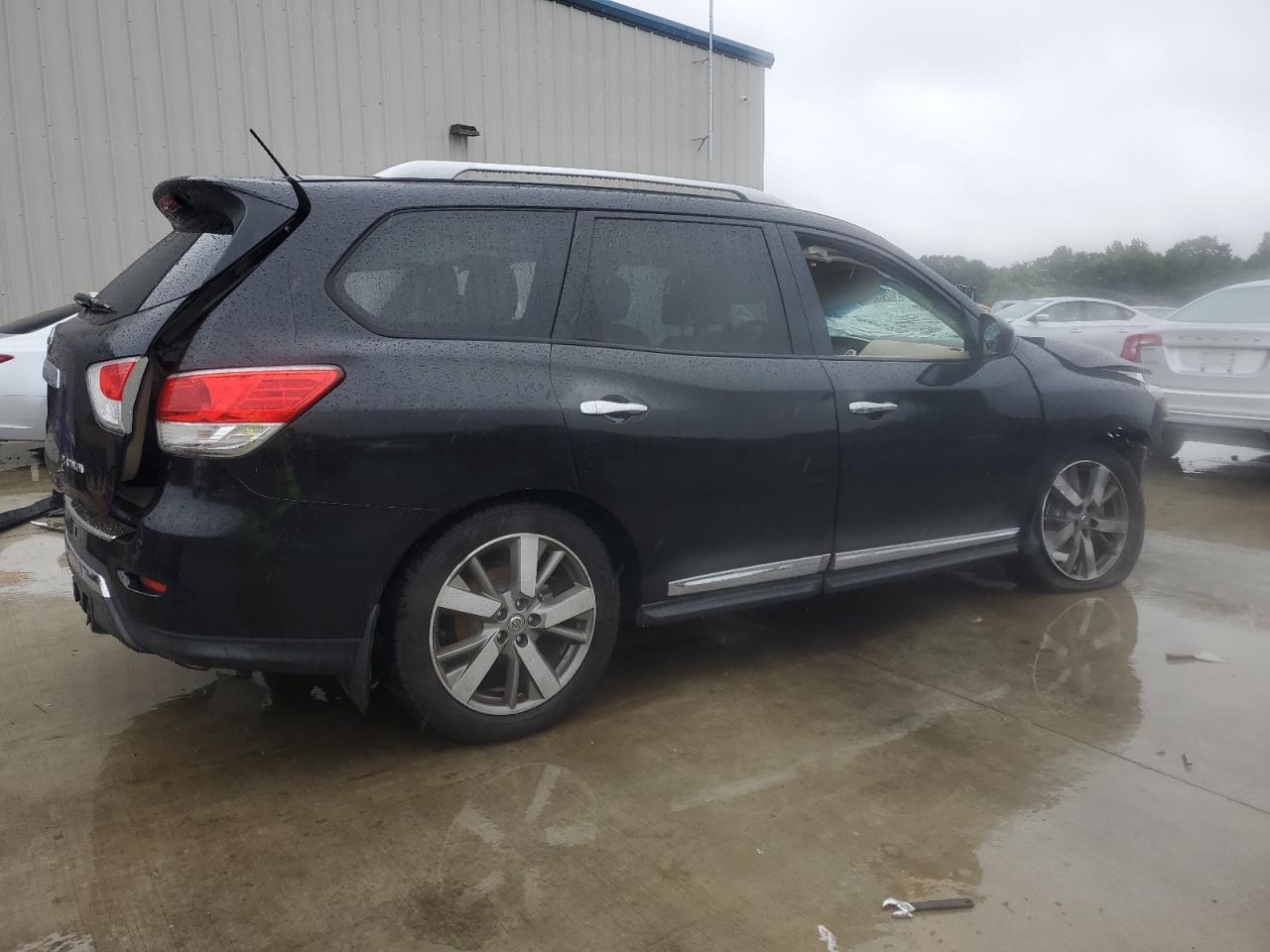 2016 NISSAN PATHFINDER