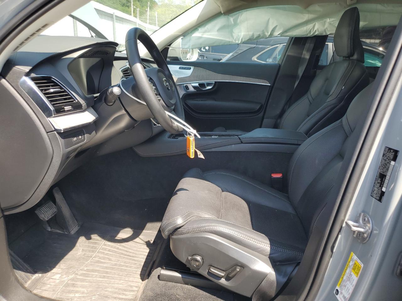 2024 VOLVO XC90