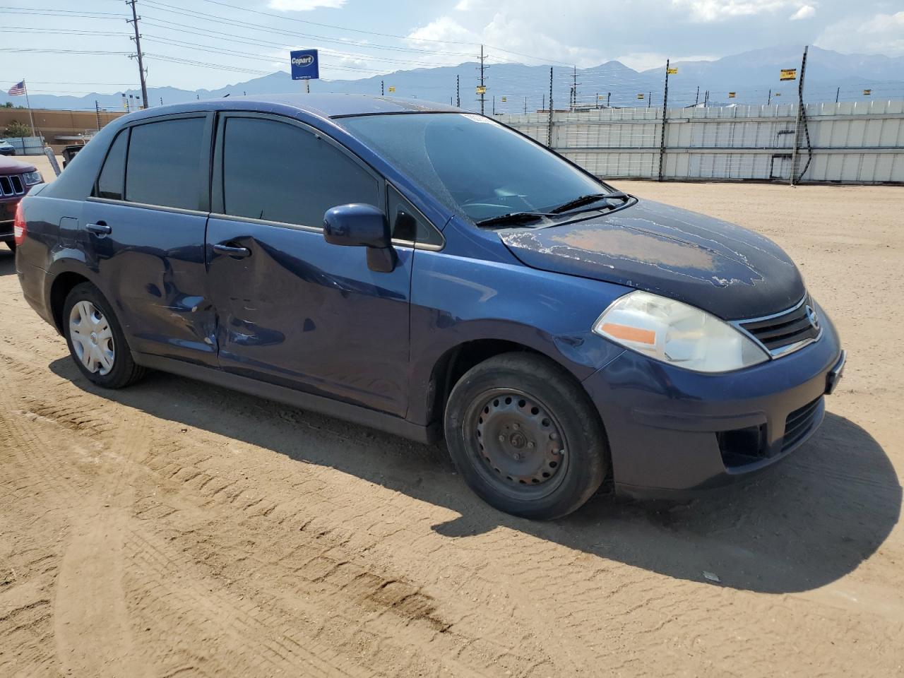2011 NISSAN VERSA