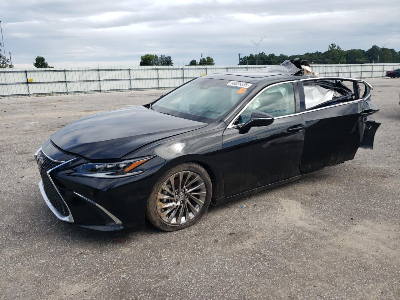 2024 LEXUS Es