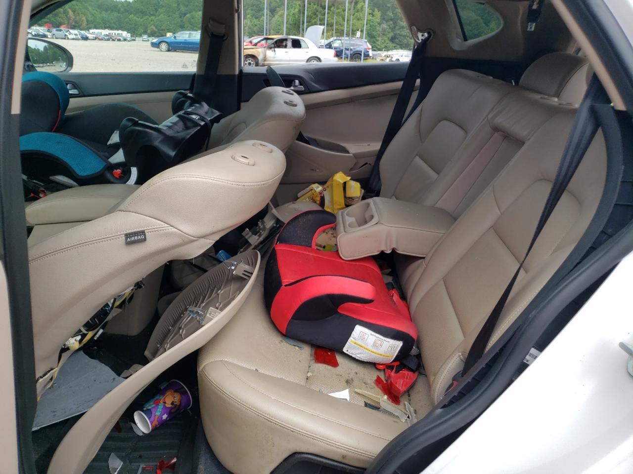 2017 HYUNDAI TUCSON