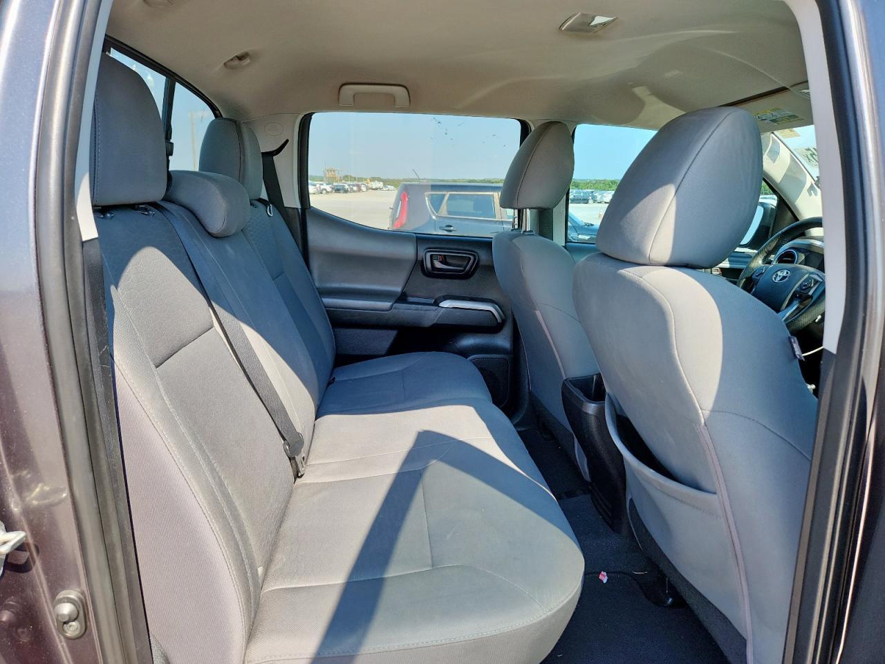 2016 TOYOTA TACOMA
