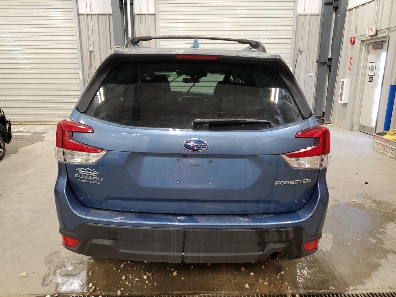2021 SUBARU FORESTER