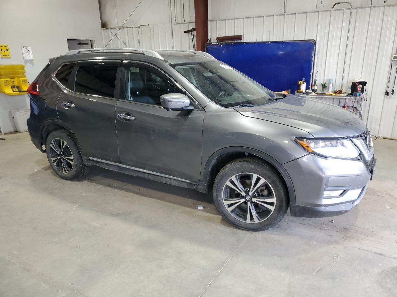 2018 NISSAN ROGUE