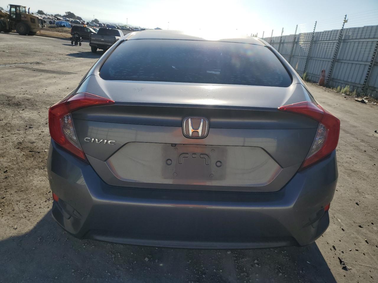 2018 HONDA CIVIC