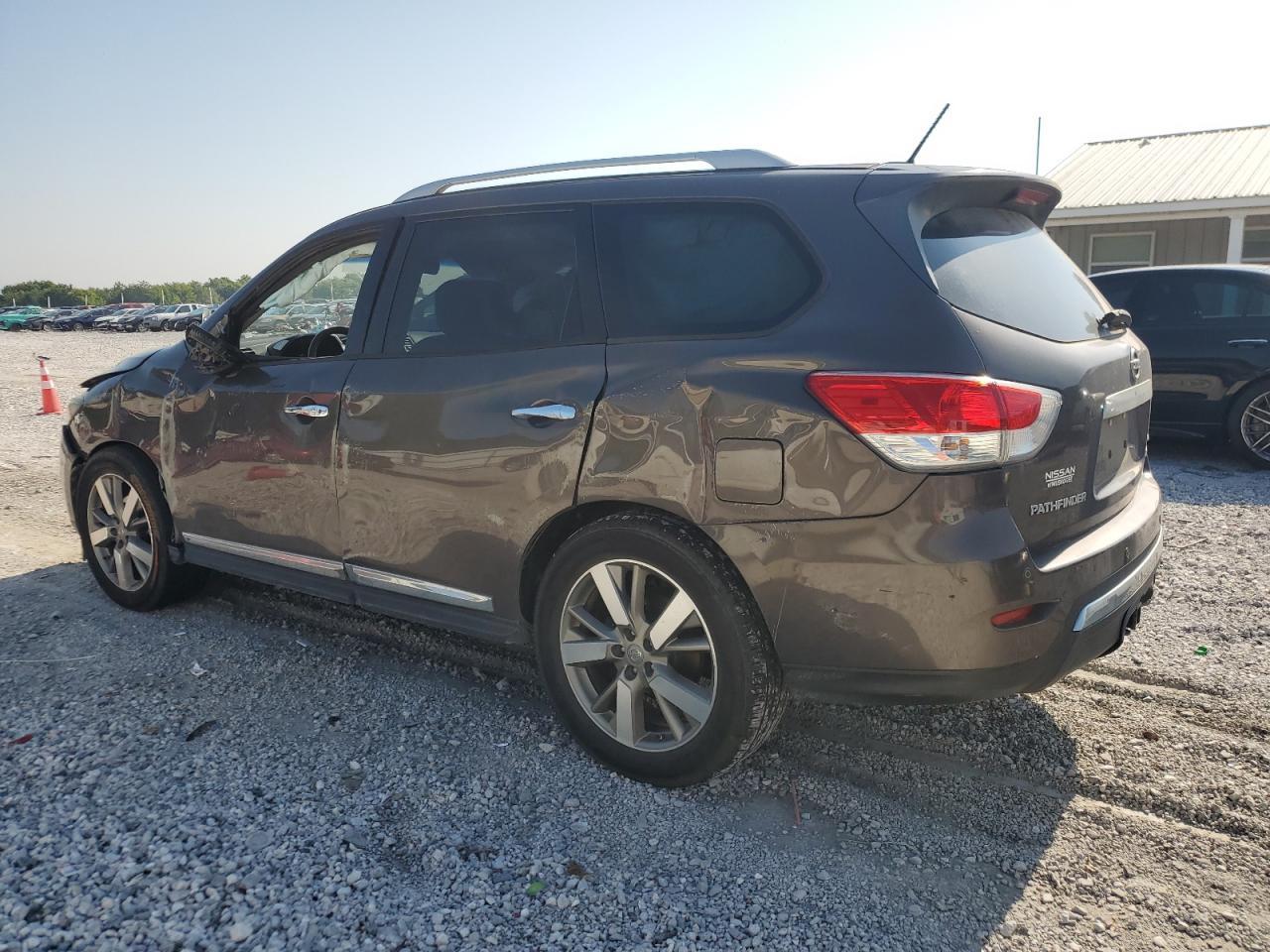 2016 NISSAN PATHFINDER