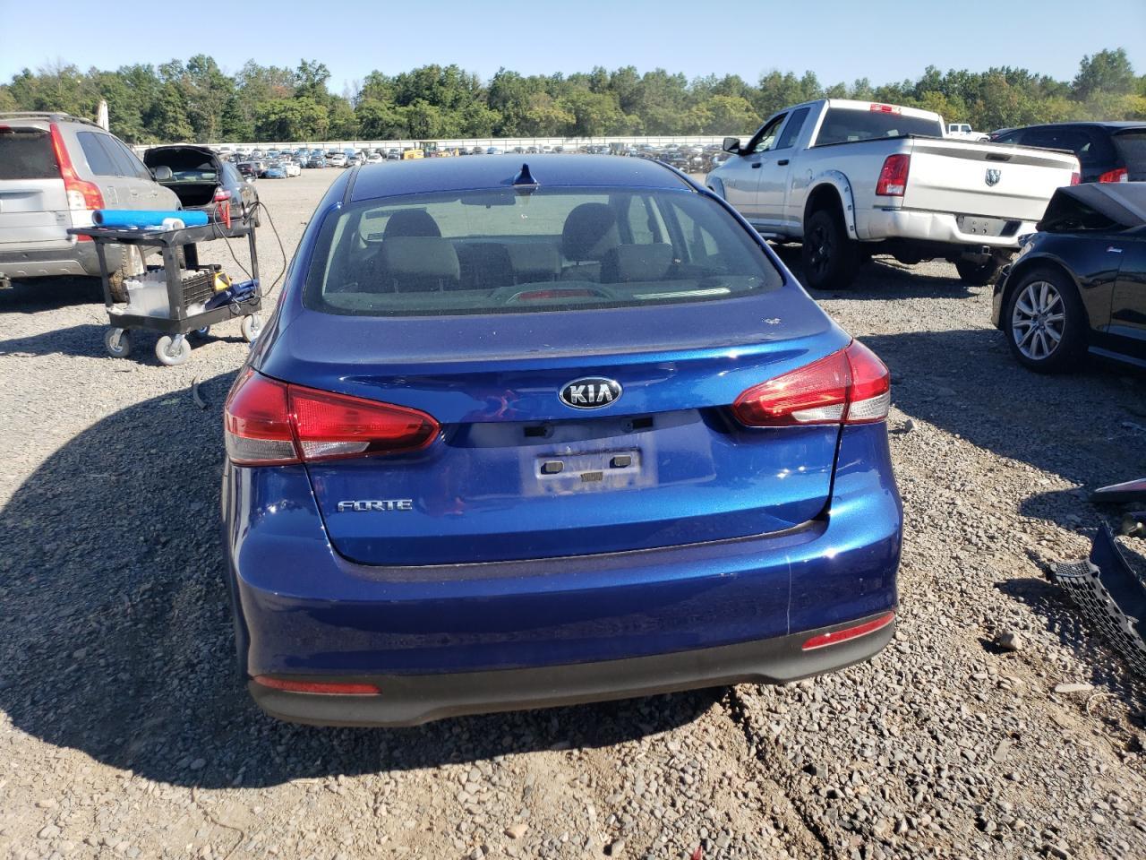2017 KIA FORTE