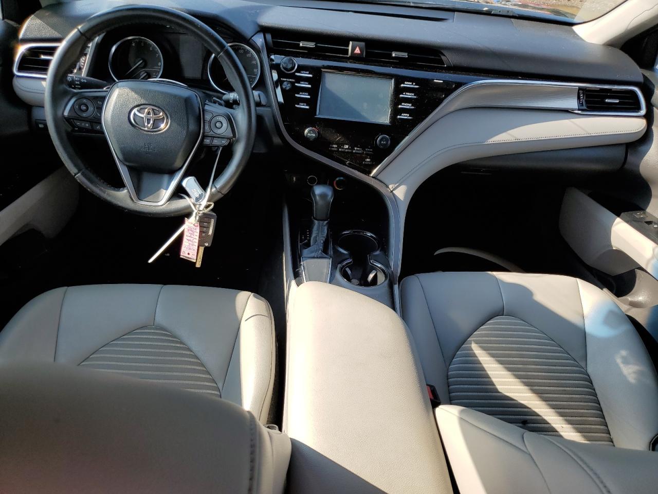 2018 TOYOTA CAMRY