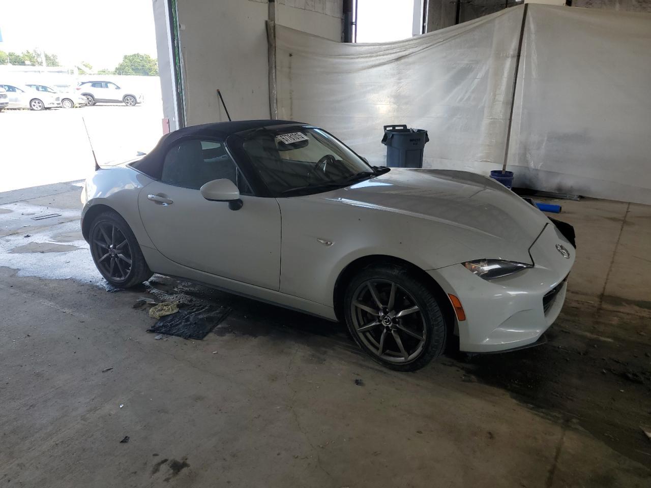 2016 MAZDA MX-5 Miata