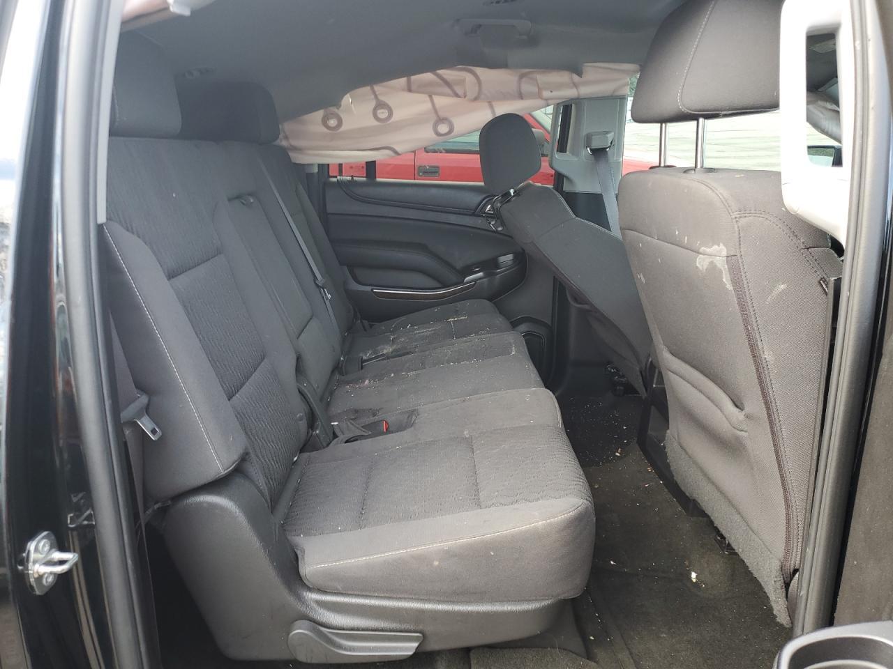 2016 CHEVROLET Suburban