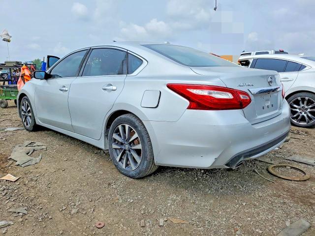 2017 NISSAN ALTIMA