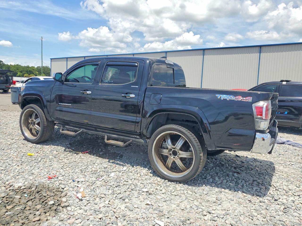 2019 TOYOTA TACOMA