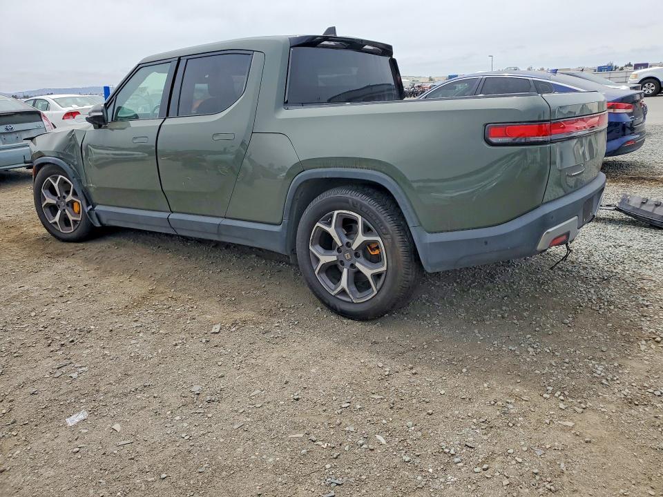 2022 RIVIAN R1t