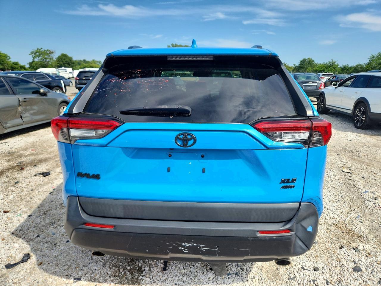 2019 TOYOTA RAV4