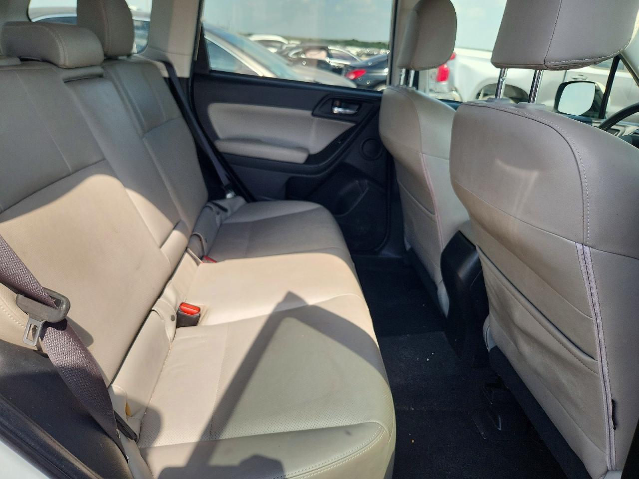 2015 SUBARU FORESTER