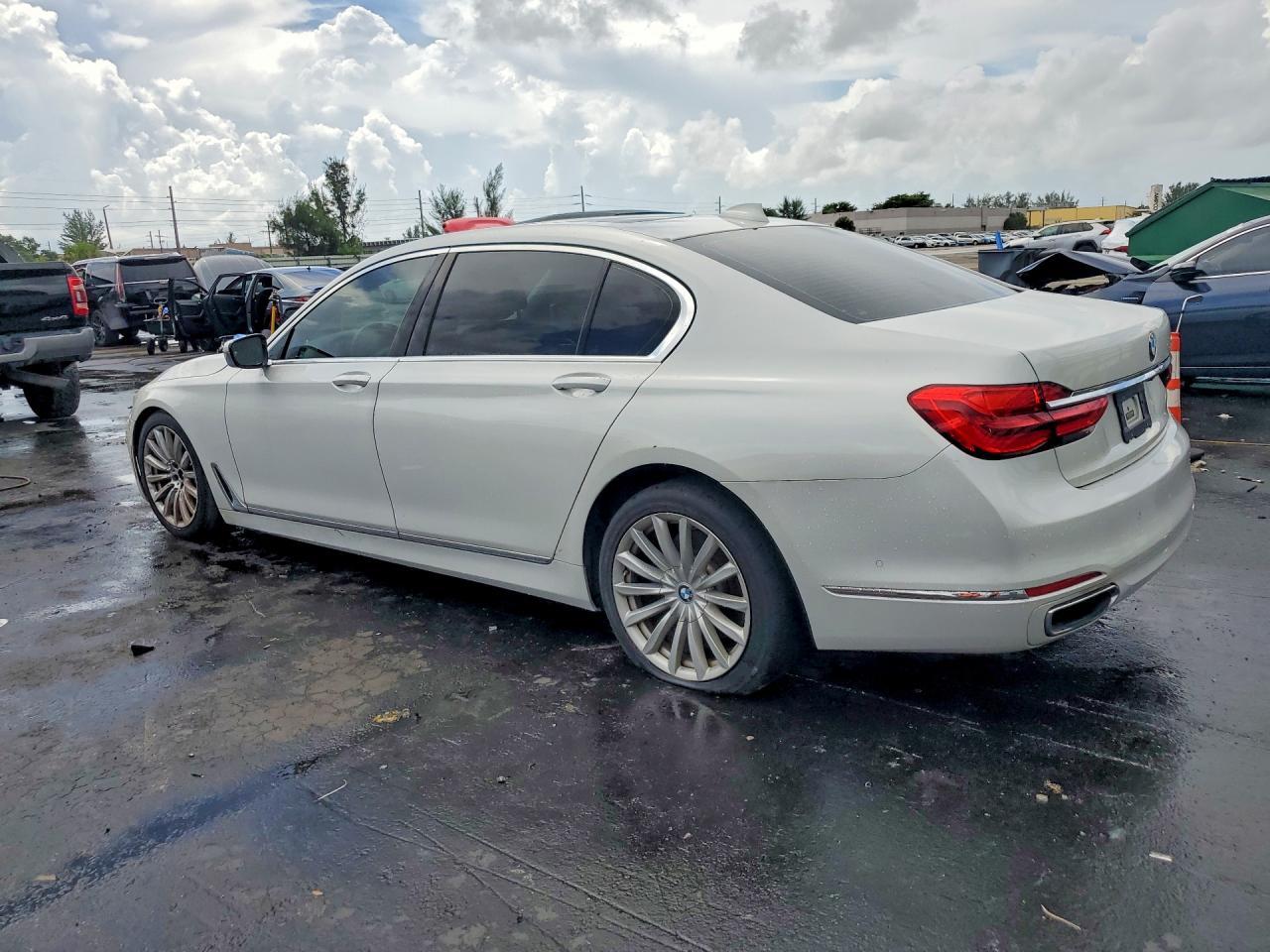 2016 BMW 7 series