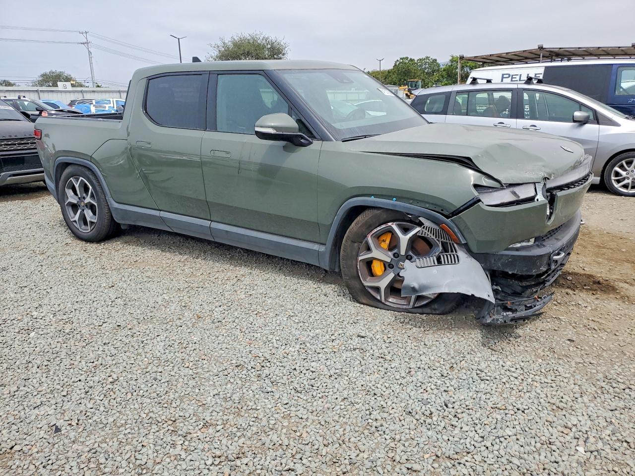2022 RIVIAN R1t