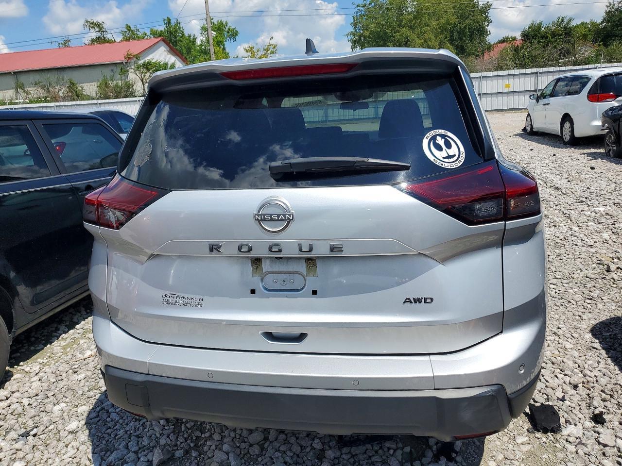 2024 NISSAN Rogue Sport