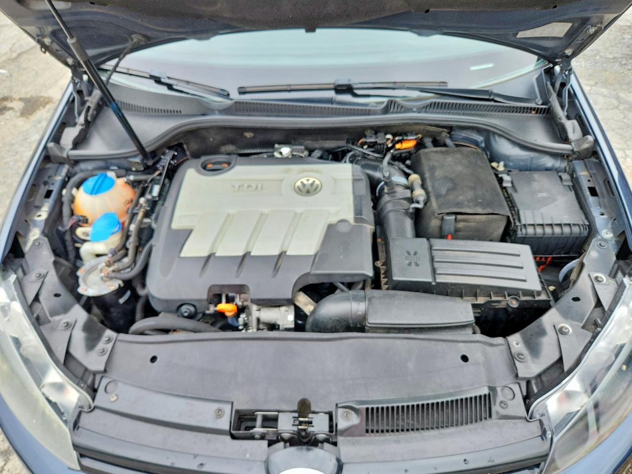 2013 VOLKSWAGEN GOLF