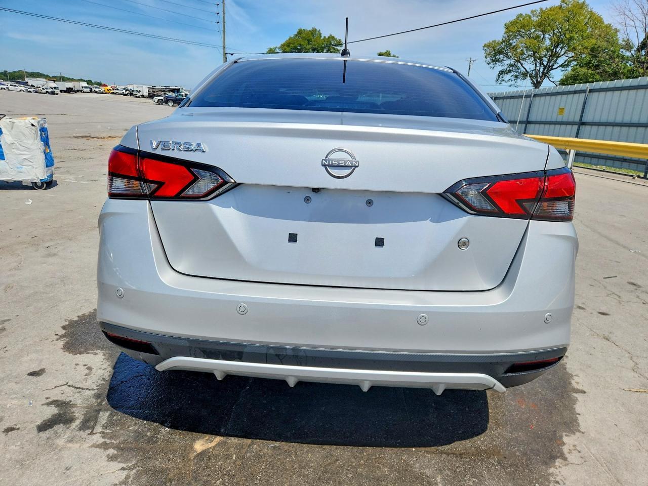 2024 NISSAN VERSA