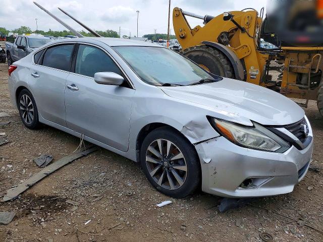 2017 NISSAN ALTIMA