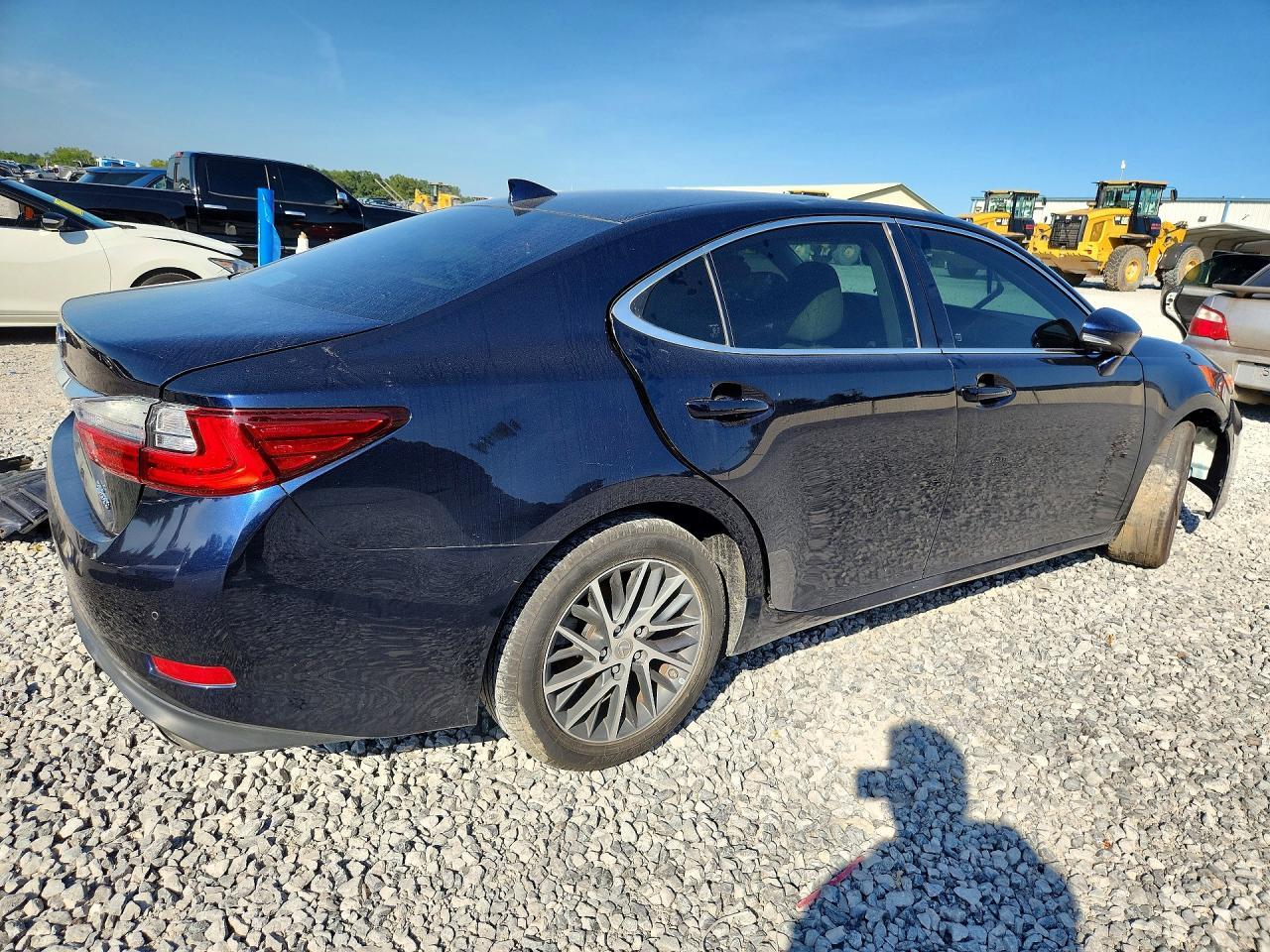 2016 LEXUS ES 350