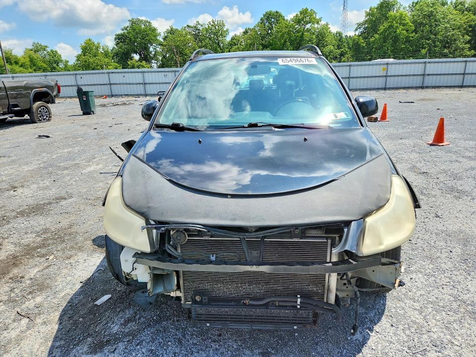 2012 SUZUKI SX4