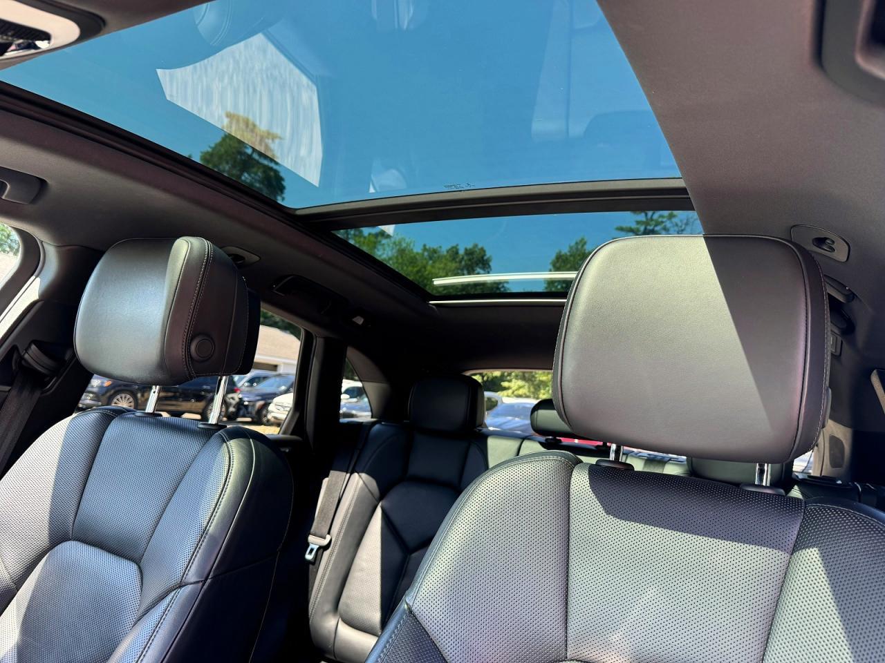 2020 PORSCHE Macan