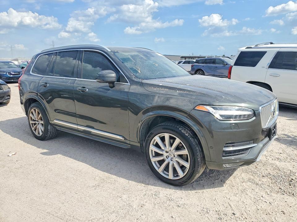 2018 VOLVO XC90