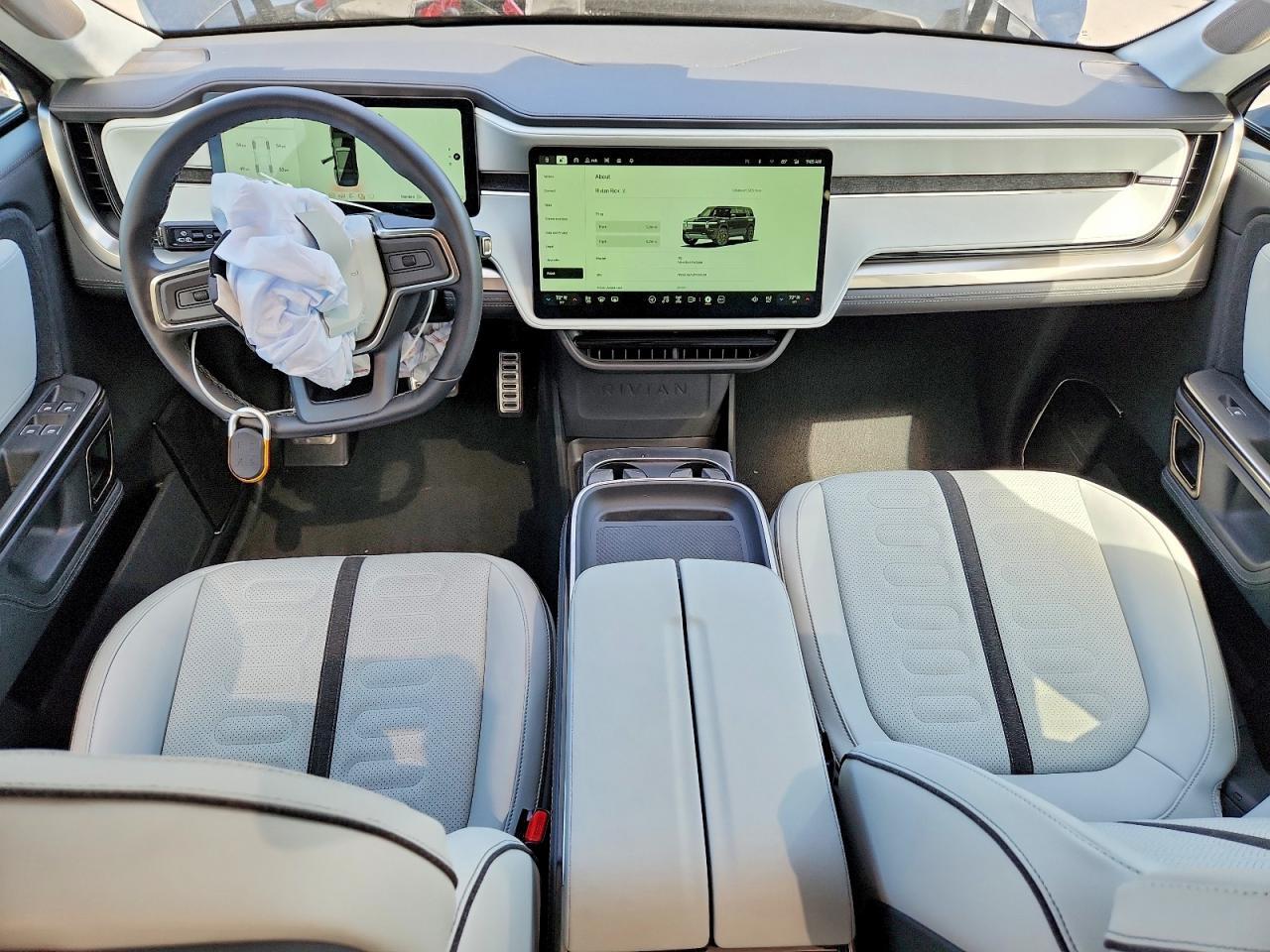 2023 RIVIAN R1s