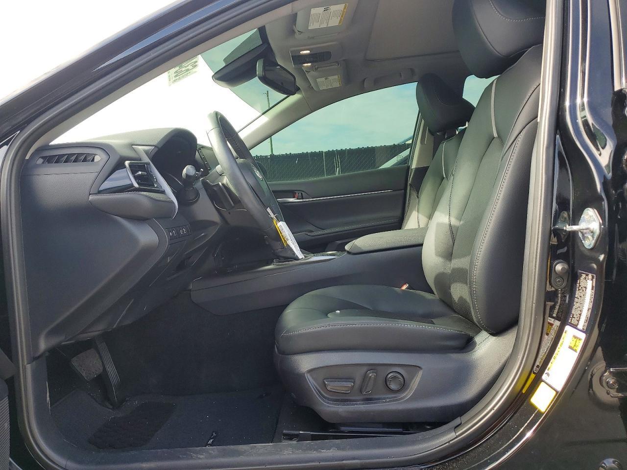 2024 TOYOTA CAMRY