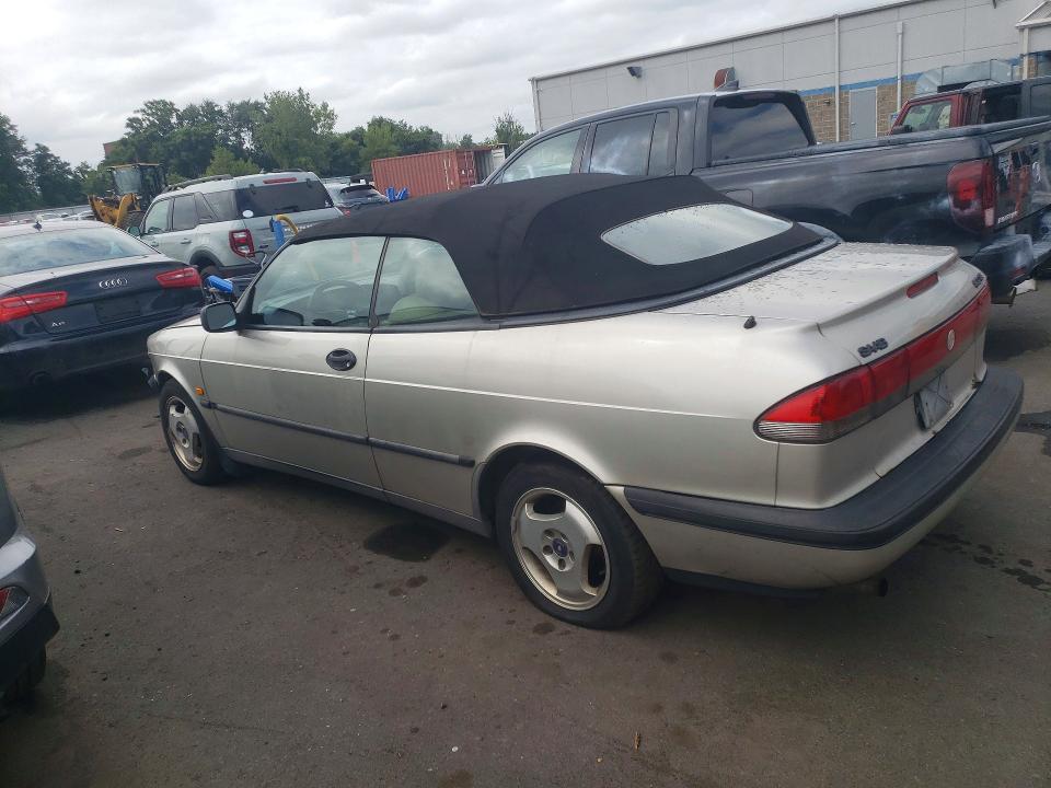 1996 SAAB 900