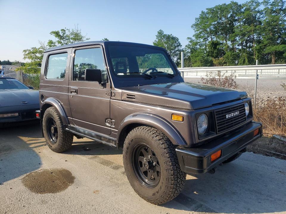 1986 SUZUKI Samurai