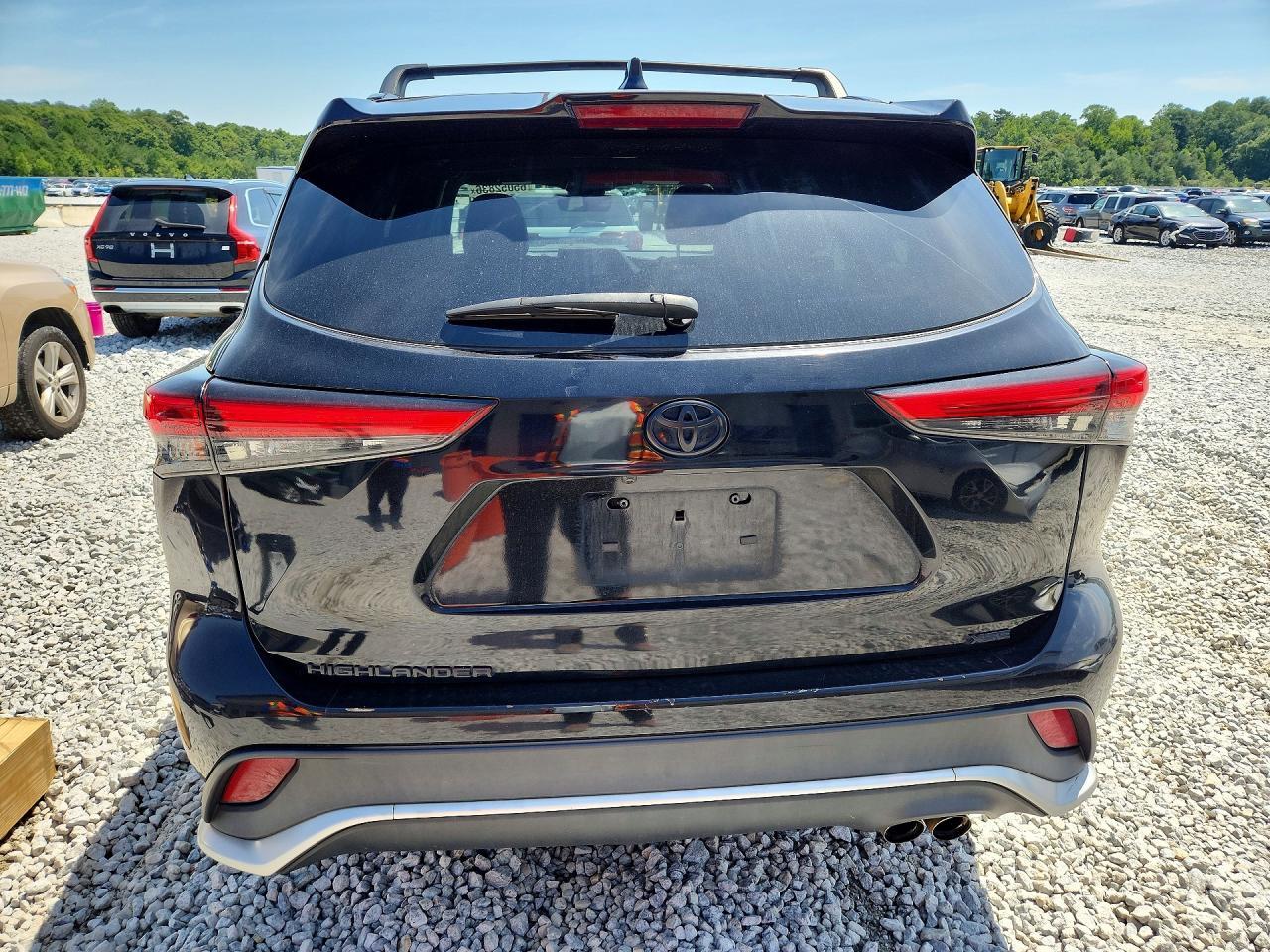2022 TOYOTA HIGHLANDER