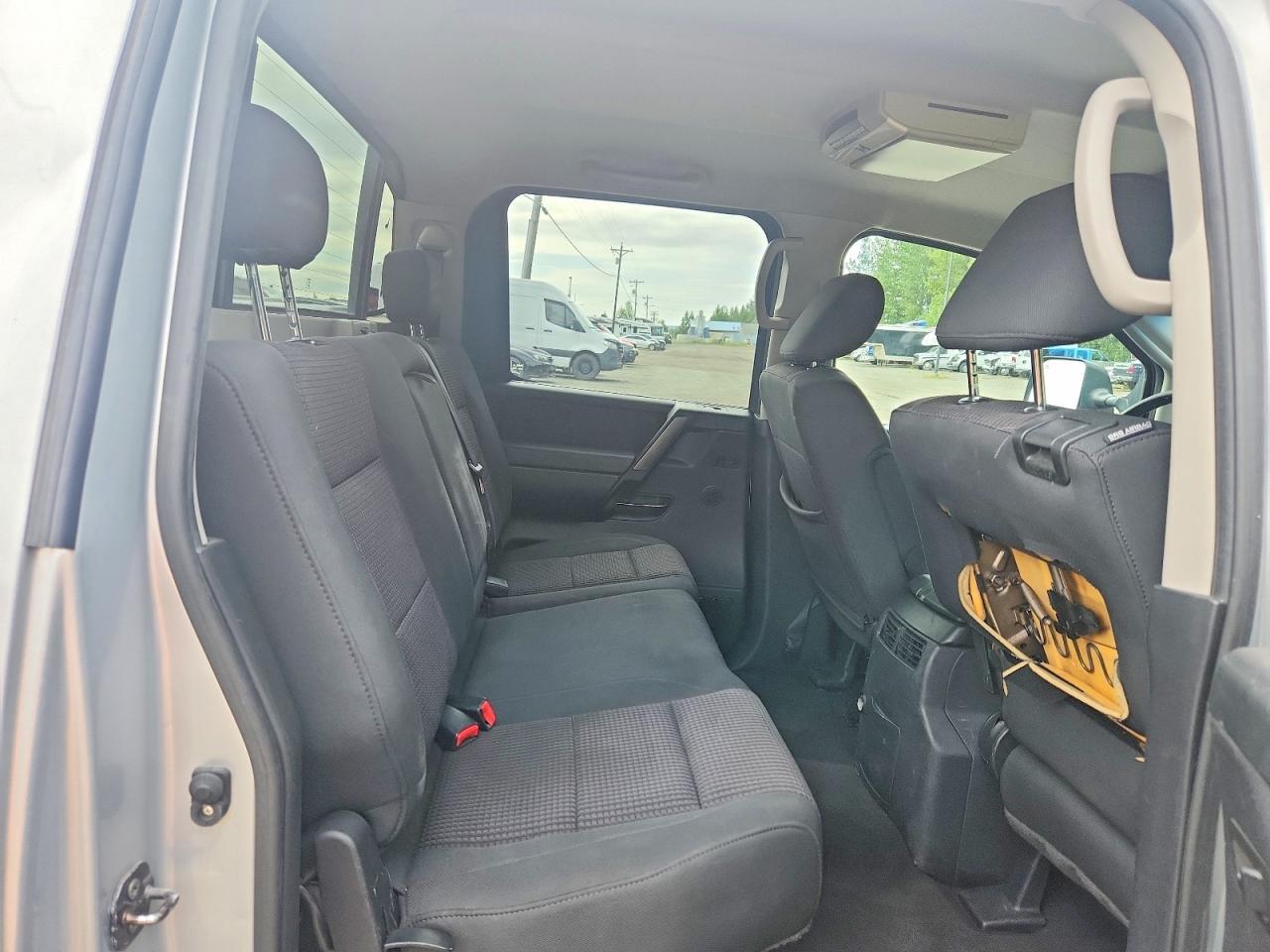 2010 NISSAN Titan