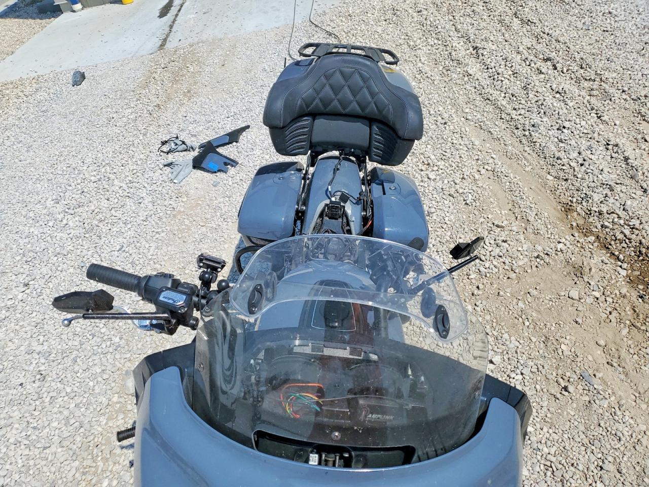 2024 INDIAN MOTORCYCLE CO. Pursuit