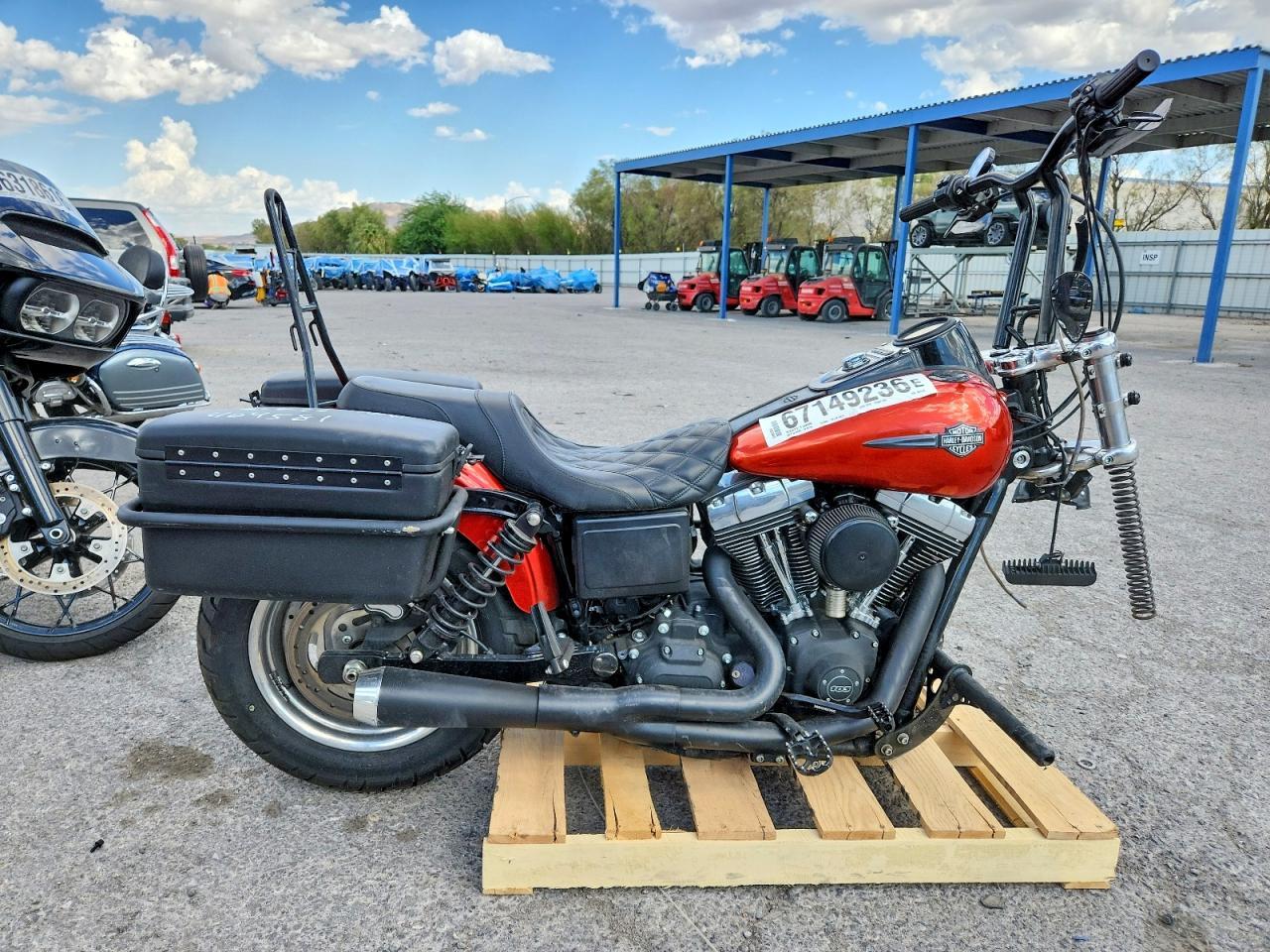 2013 HARLEY-DAVIDSON FXDF