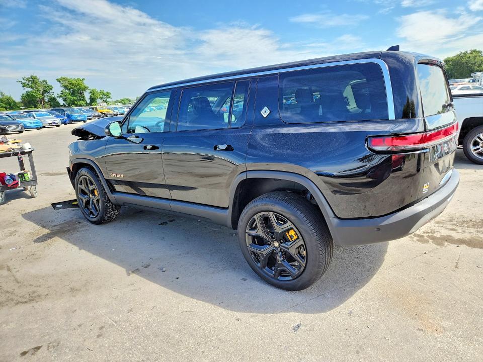 2023 RIVIAN R1s
