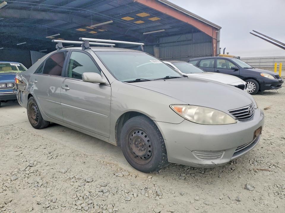 2005 TOYOTA CAMRY
