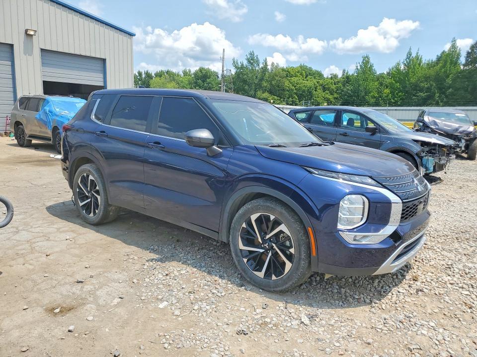 2022 MITSUBISHI outlander