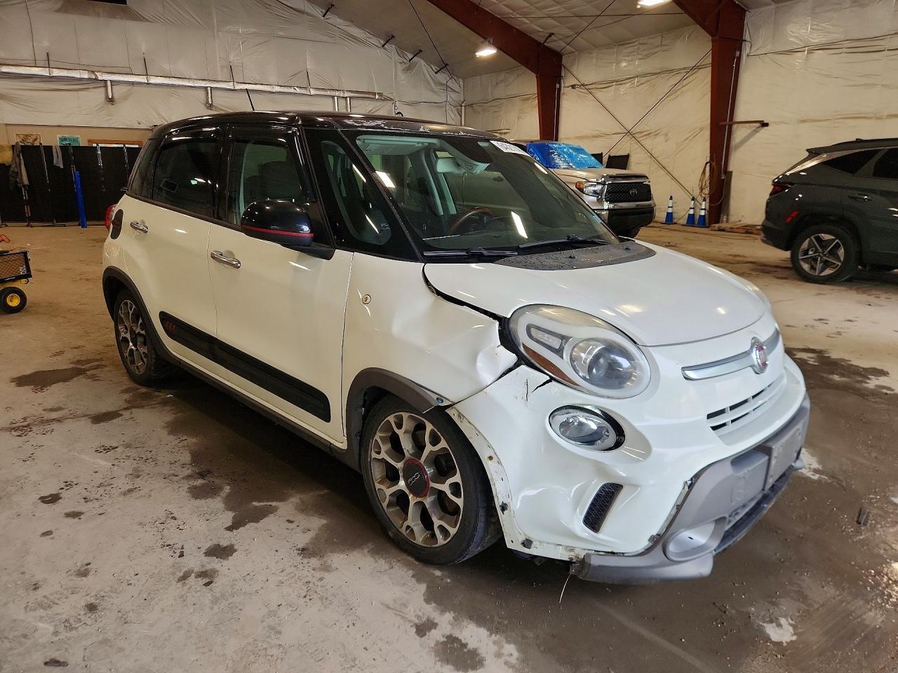 2014 FIAT 500L