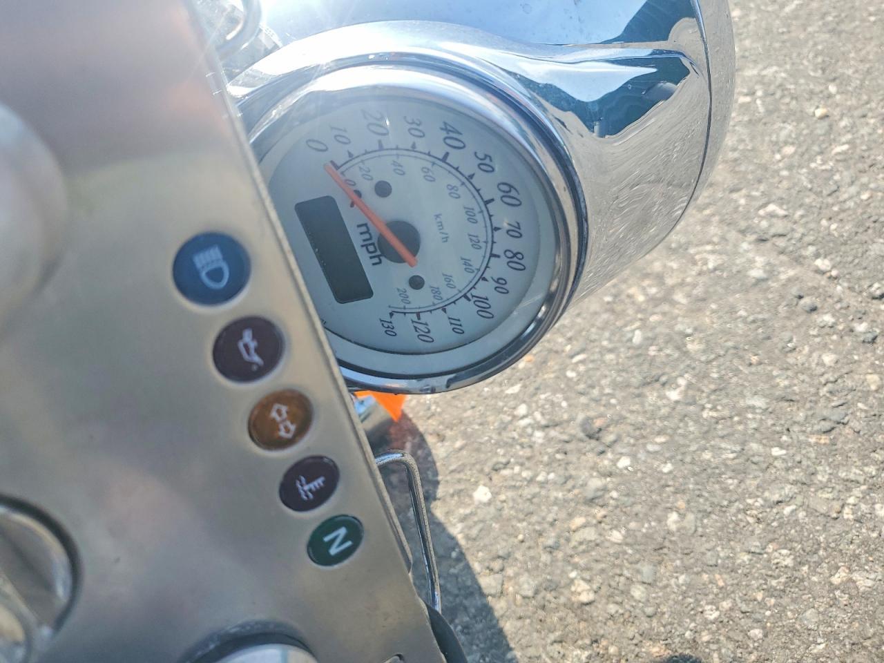 2001 HONDA Vt1100