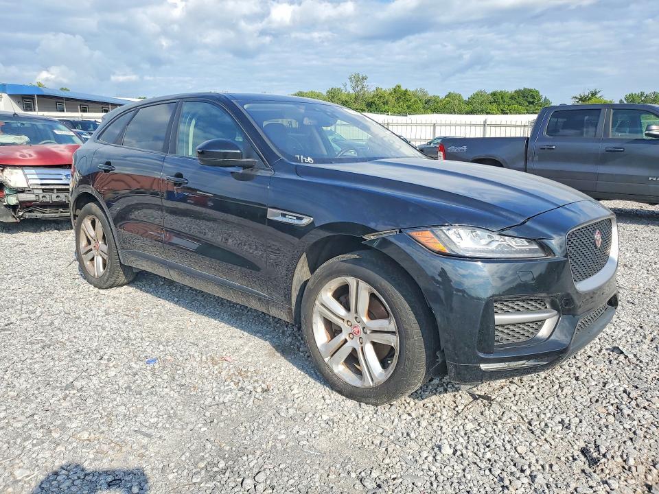 2017 JAGUAR F-Pace