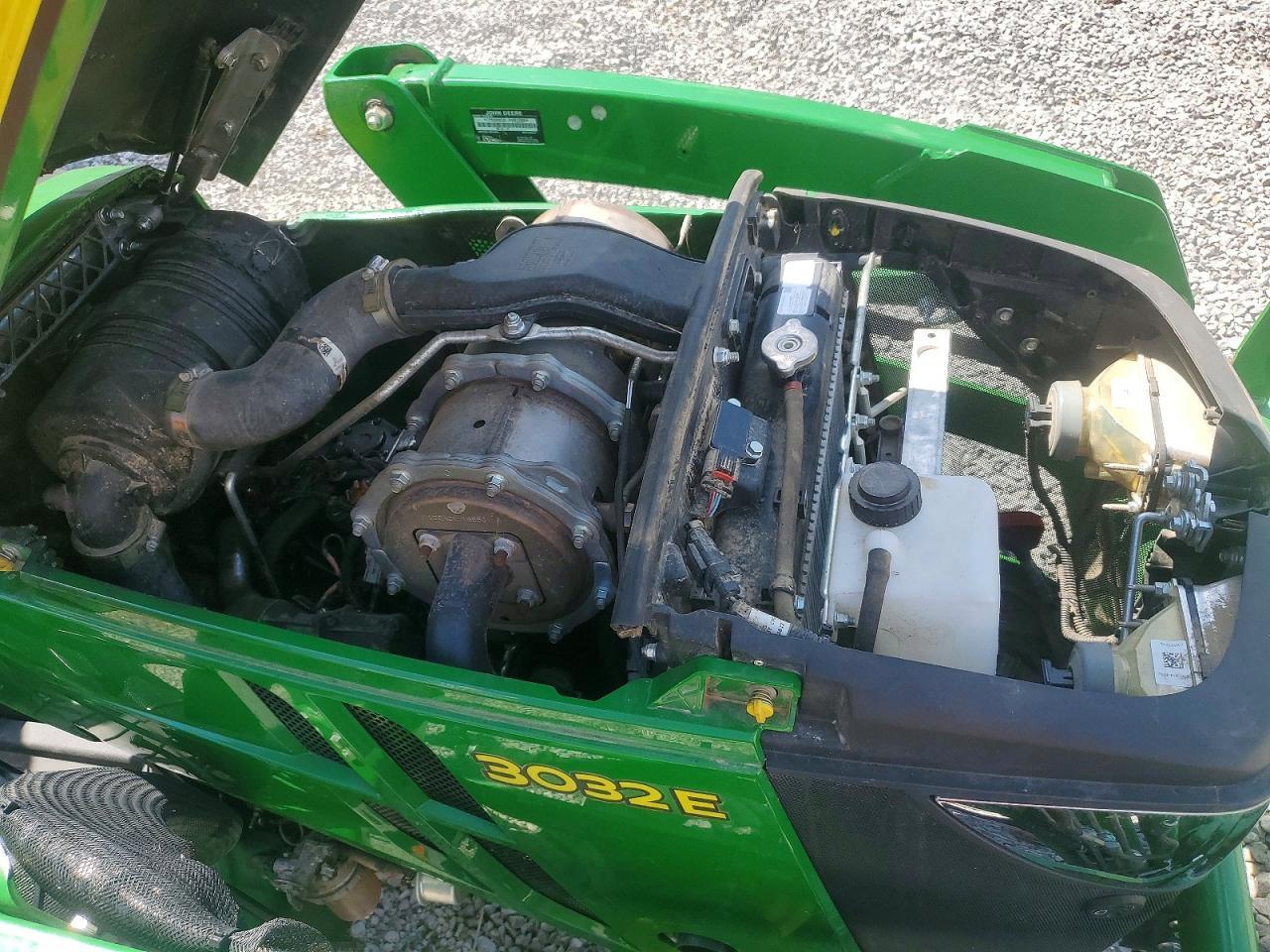 2018 JOHN DEERE 3032e