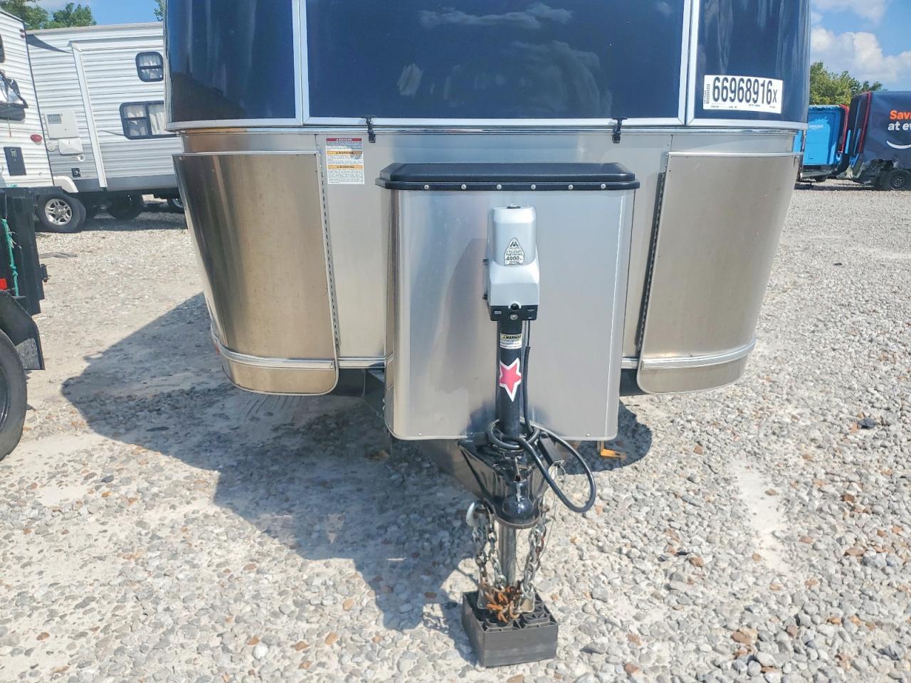 2018 AIRSTREAM Flying Cloud